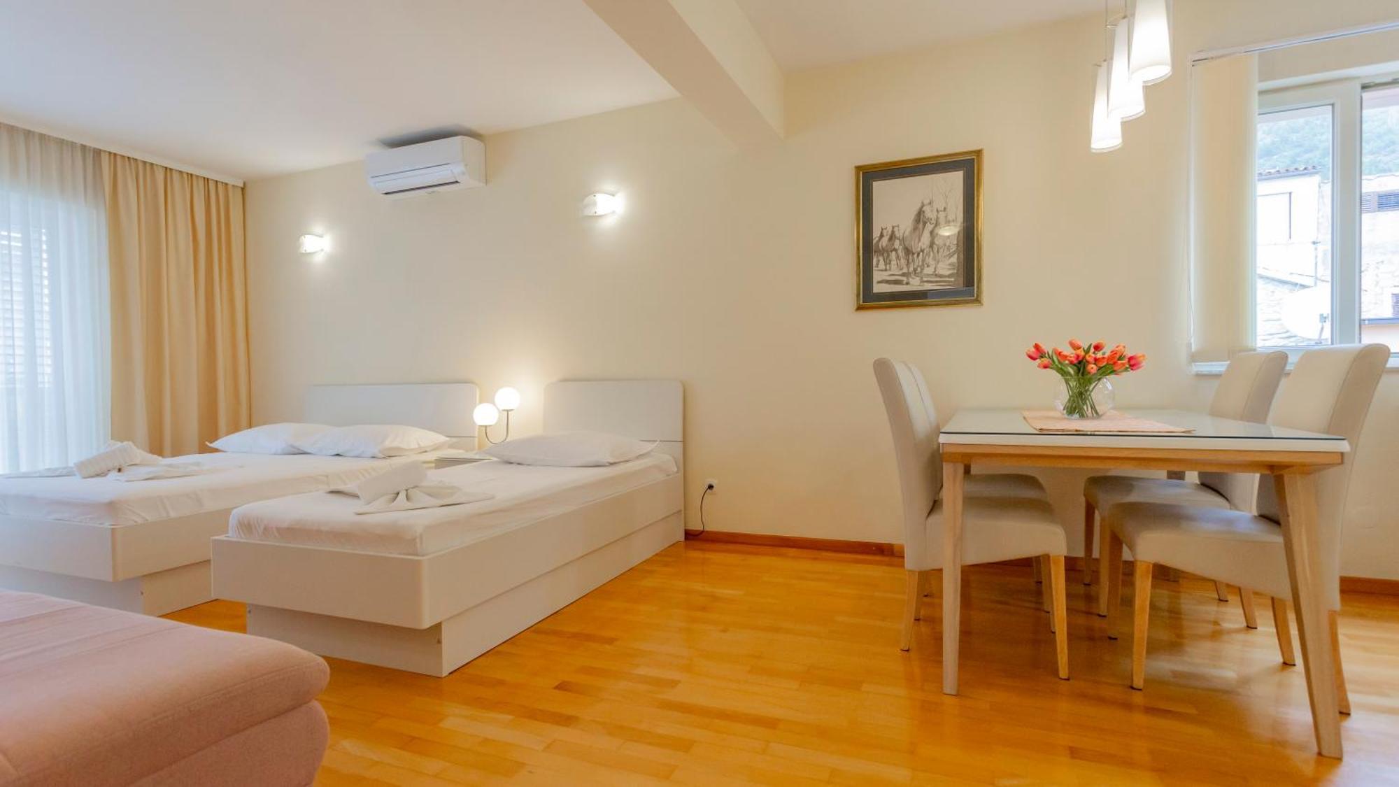 Baska Voda Apartments - Steps From The Beach, Free Parking, Central Location Exterior foto