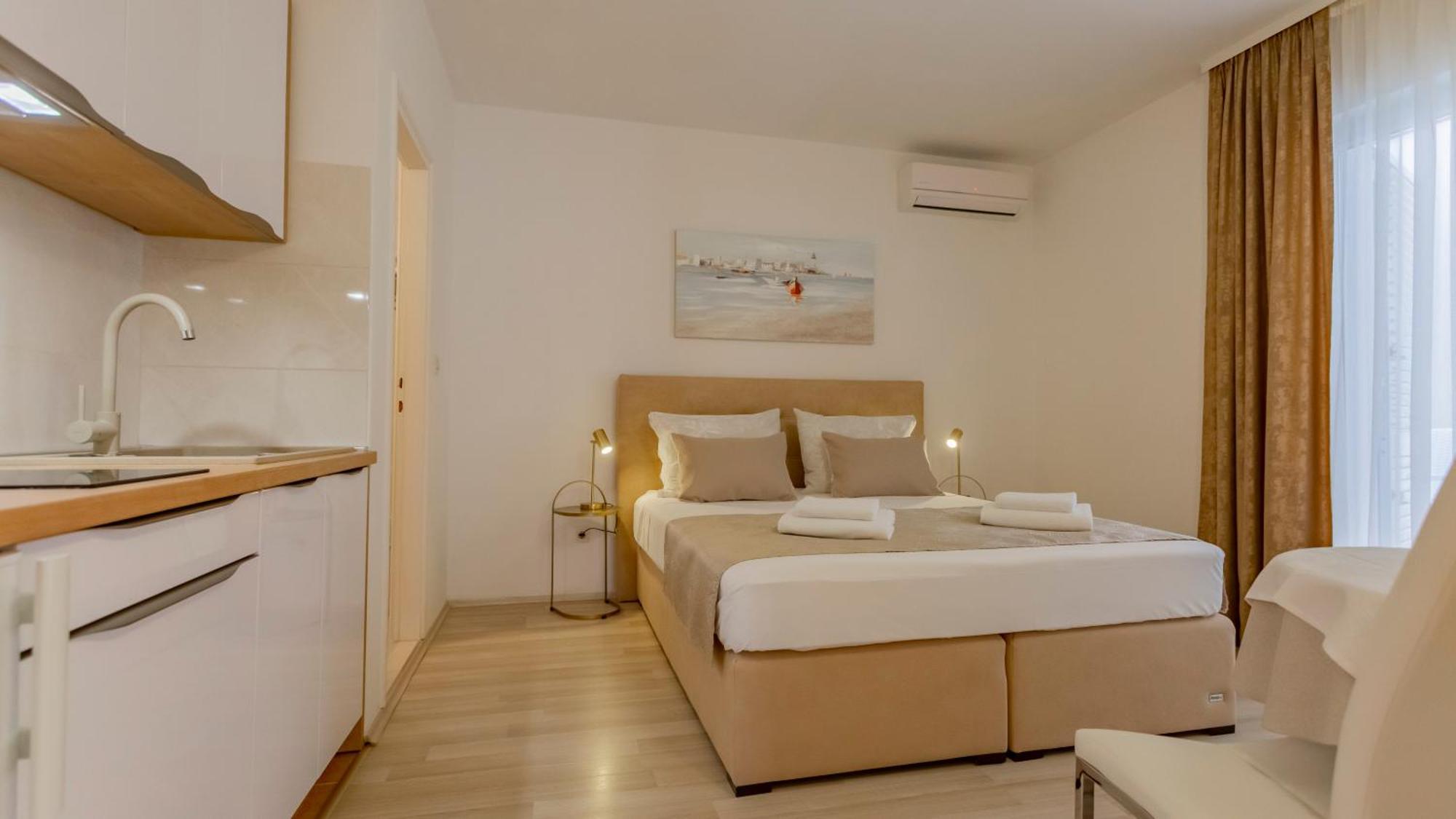 Baska Voda Apartments - Steps From The Beach, Free Parking, Central Location Exterior foto