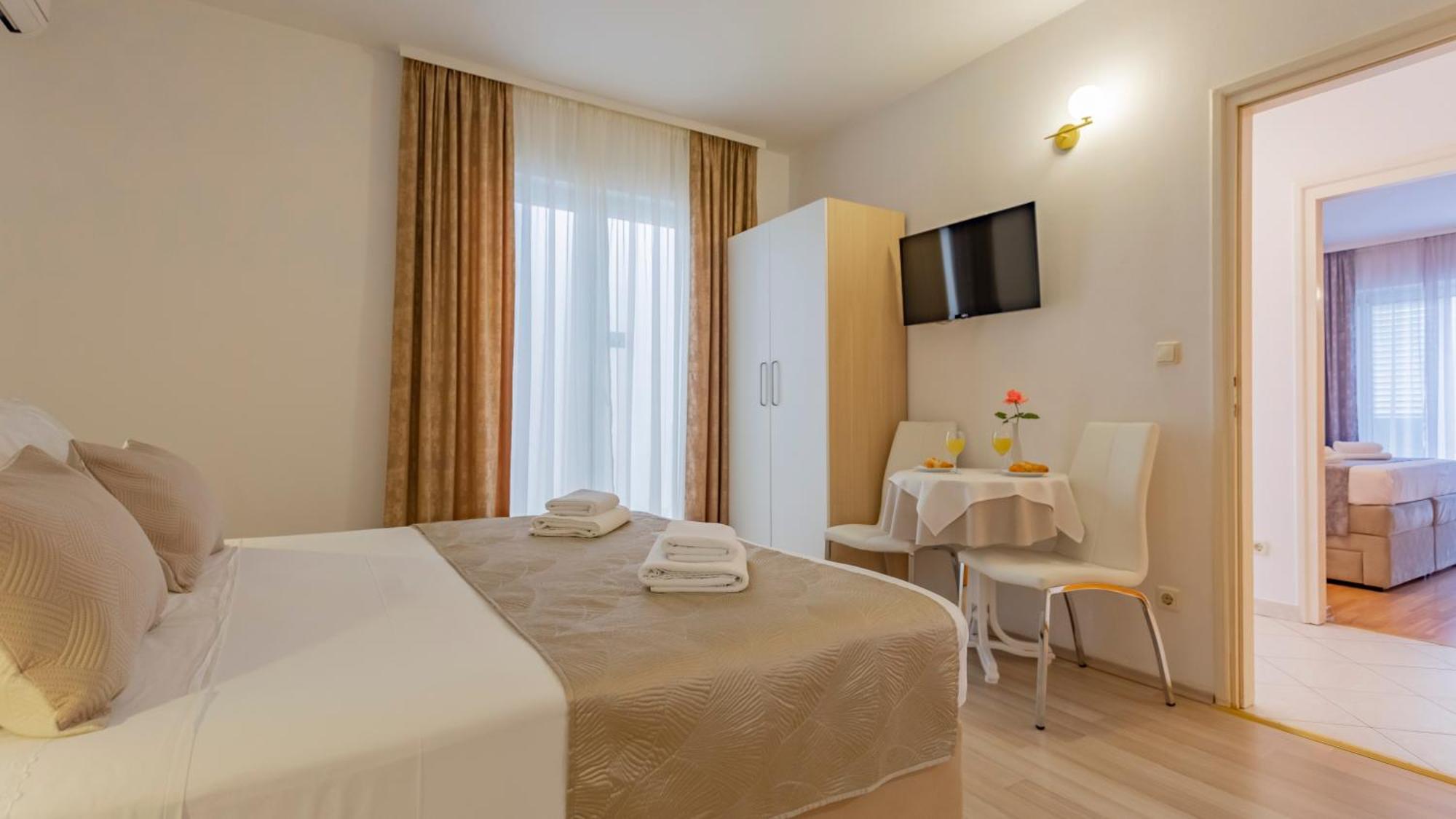Baska Voda Apartments - Steps From The Beach, Free Parking, Central Location Exterior foto